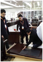 潘總現(xiàn)場檢查產(chǎn)品 潘總現(xiàn)場檢查產(chǎn)品