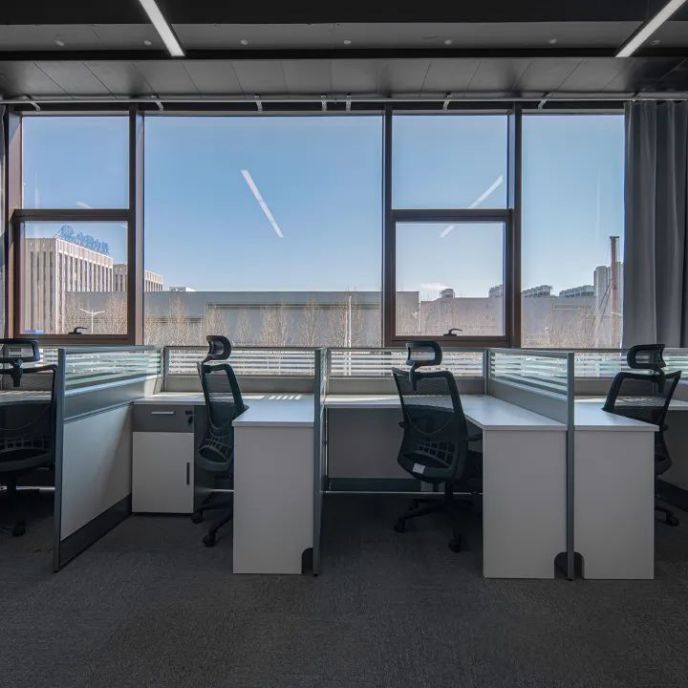 職員辦公區(qū)域