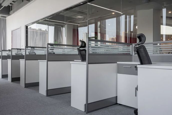 職員辦公區(qū)域