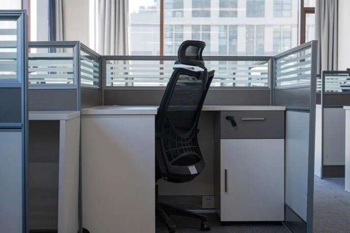 職員辦公區(qū)域